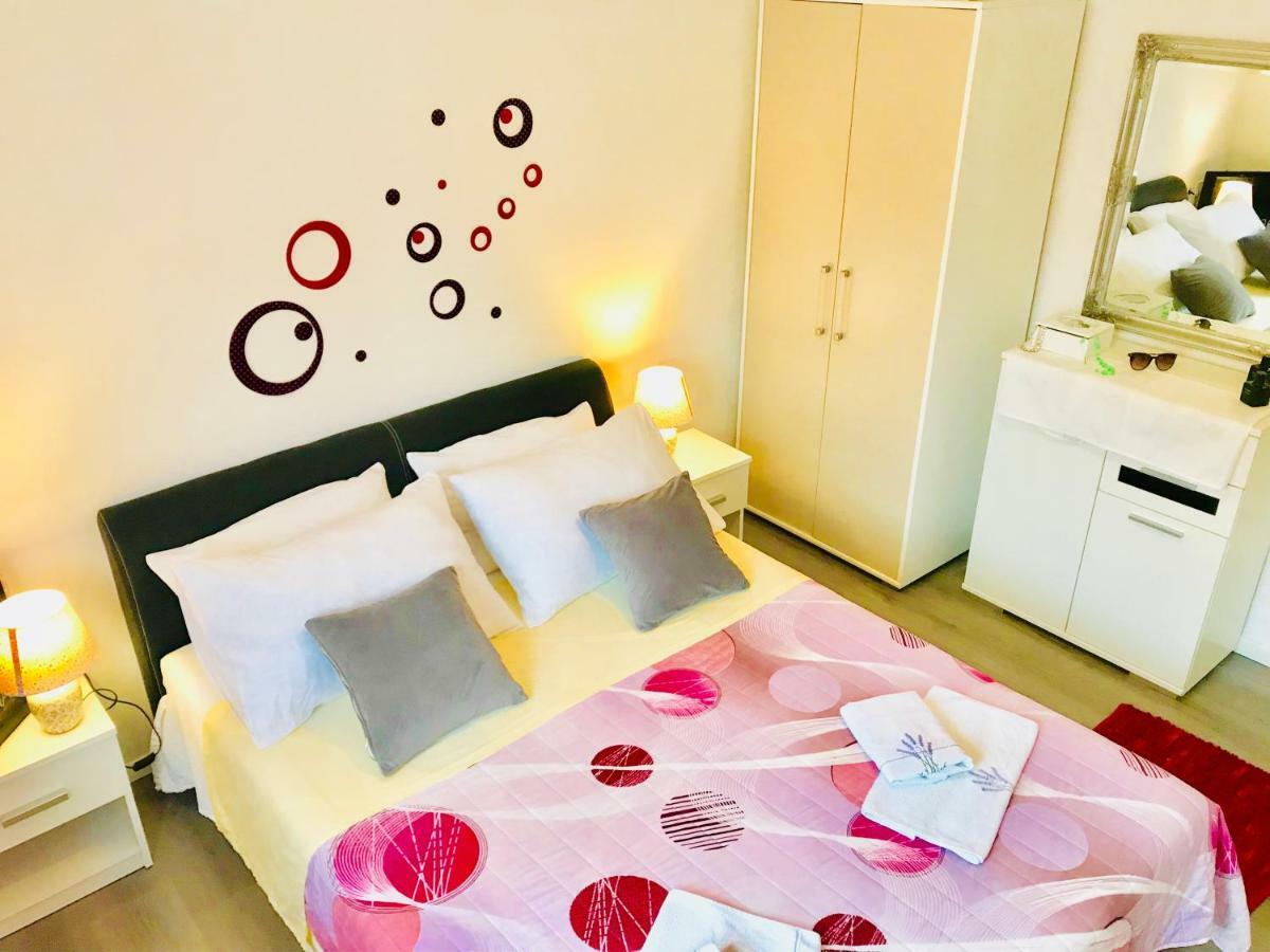 Holiday Home Marina Sevid Luaran gambar