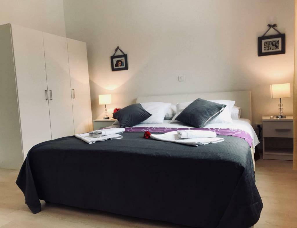 Holiday Home Marina Sevid Luaran gambar